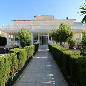 https://villa-olga.1costadelsol.com